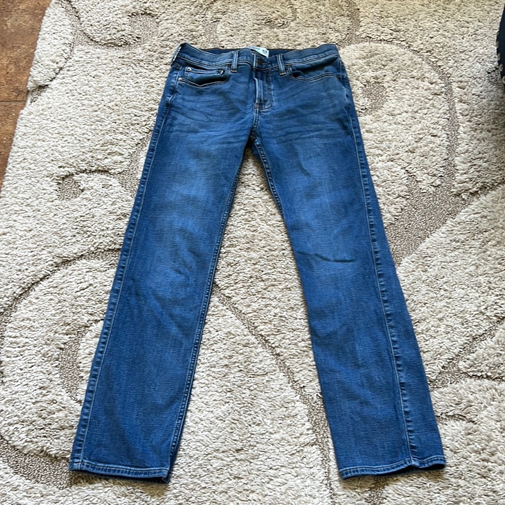 15 / 16 Abercrombie Medium Wash Denim Blue Jeans Straight Leg A&F BTS Pants
